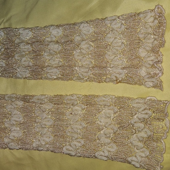 Worthington Shrug Cream Shawl Gold Glittery Sz L - Picture 6 of 7